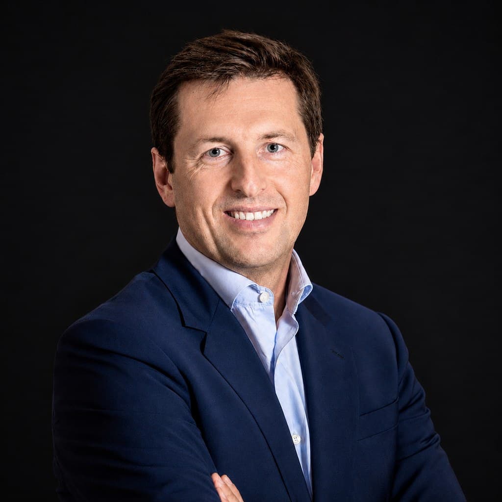 Laurent, Marketing & Entwicklung